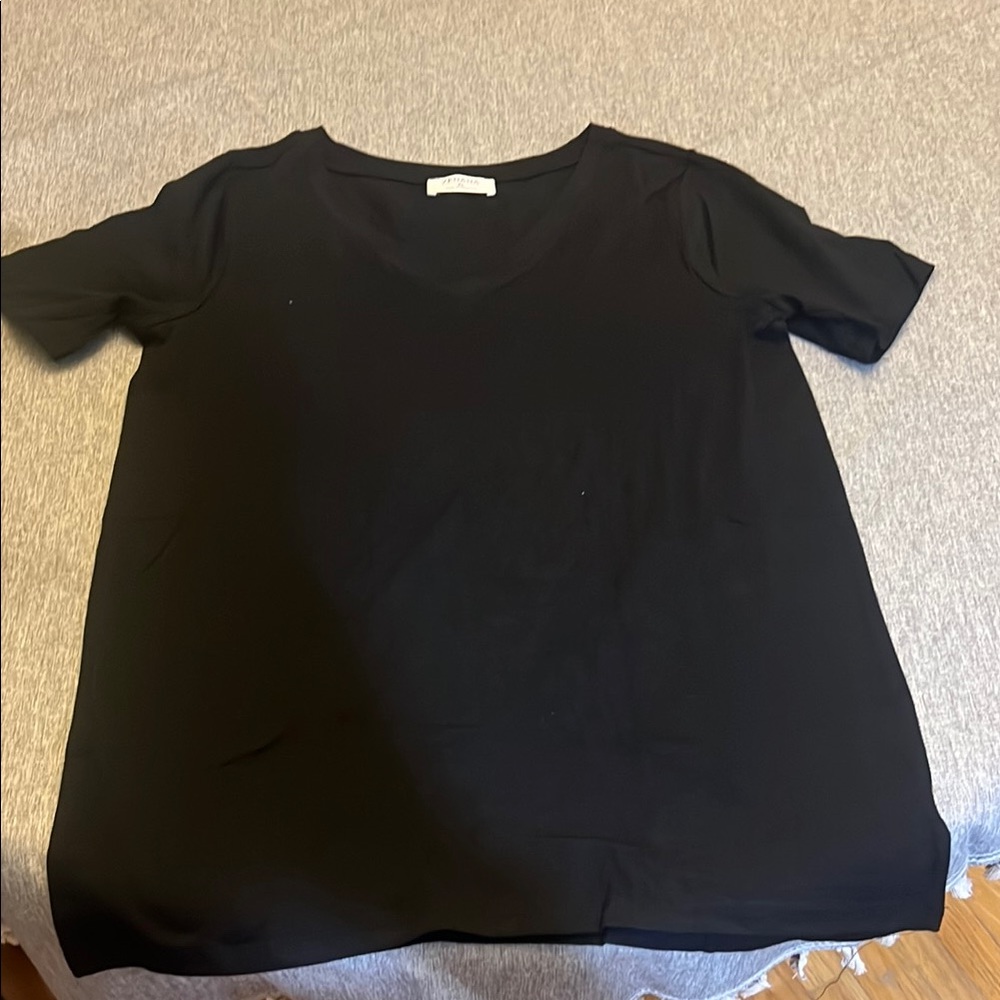 Zenana Outfitters Black Boxy Short Sleeve Tee
